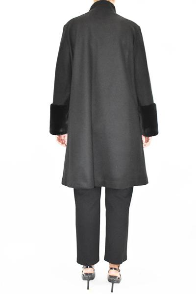 Corte dei Gonzaga Giaccone in Lana con Polsi in Eco Pelliccia con Vestibilità calibrata Donna